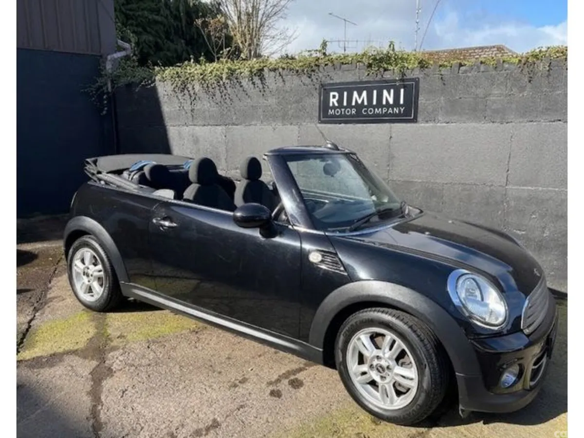 Mini Cooper Convertible, Petrol, 2012, Black