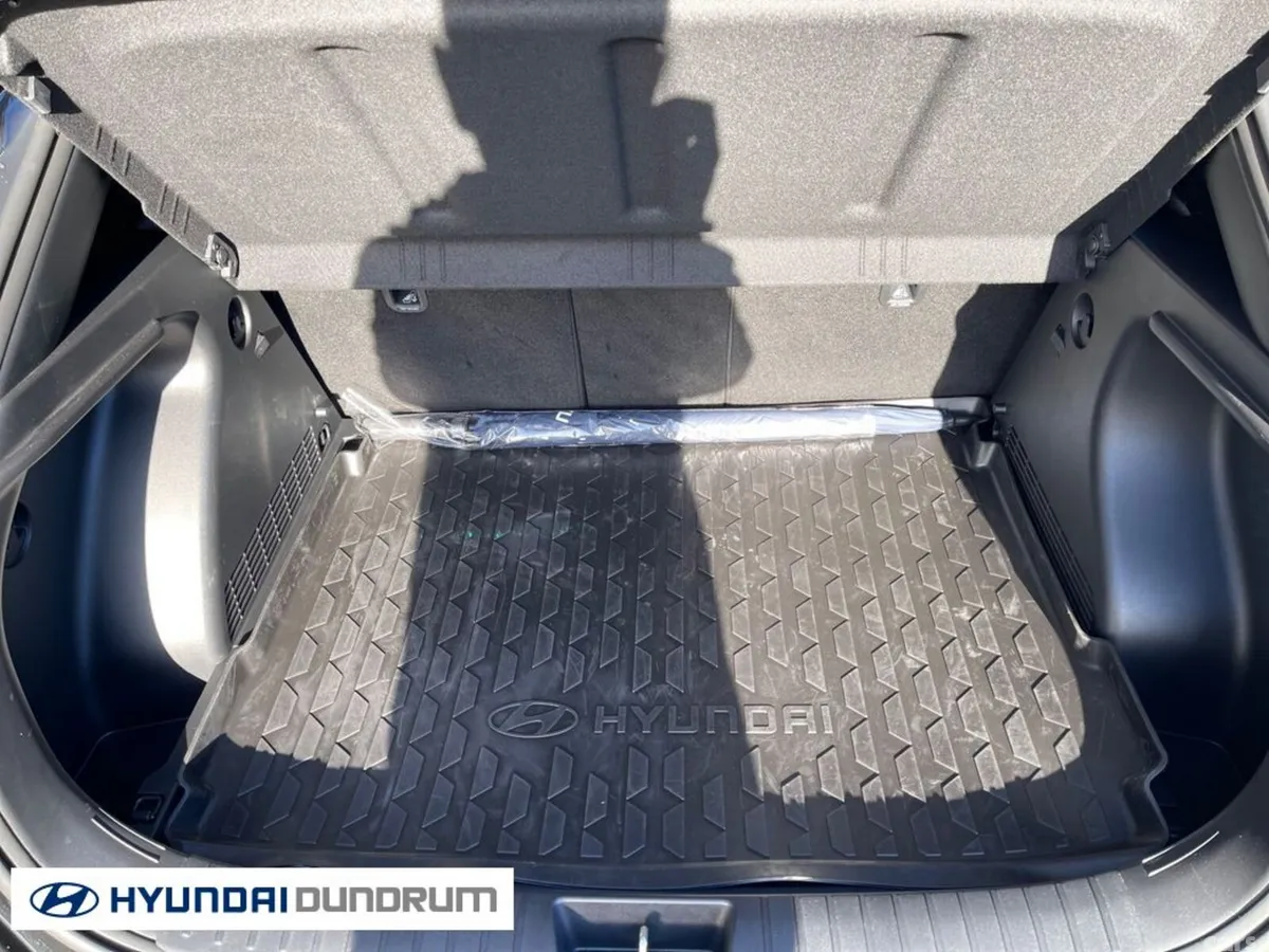 Hyundai KONA MPV, Petrol, 2025, Black