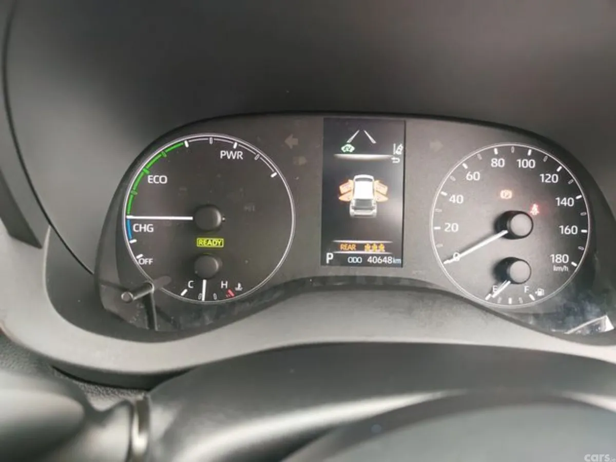 Toyota Yaris Hatchback, Petrol Hybrid, 2022, Silver