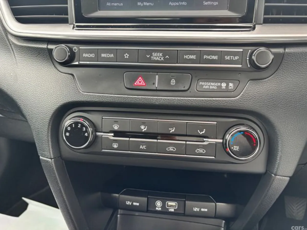 Kia Ceed Hatchback, Diesel, 2018, White