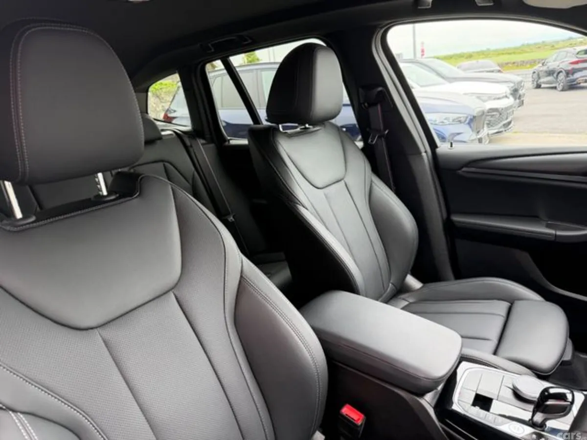 BMW X3 SUV, Petrol Plug-in Hybrid, 2024, Black