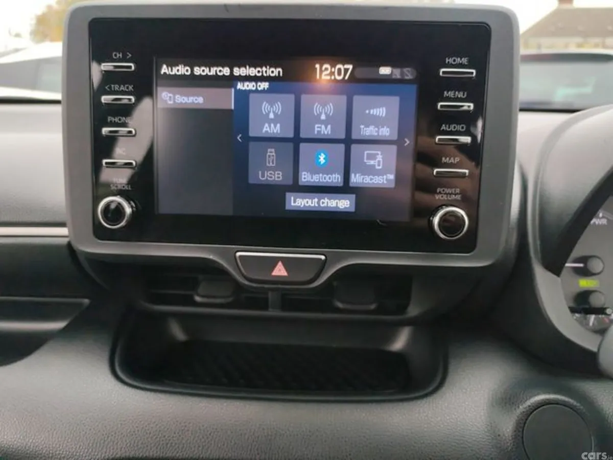 Toyota Yaris Hatchback, Petrol Hybrid, 2022, Silver