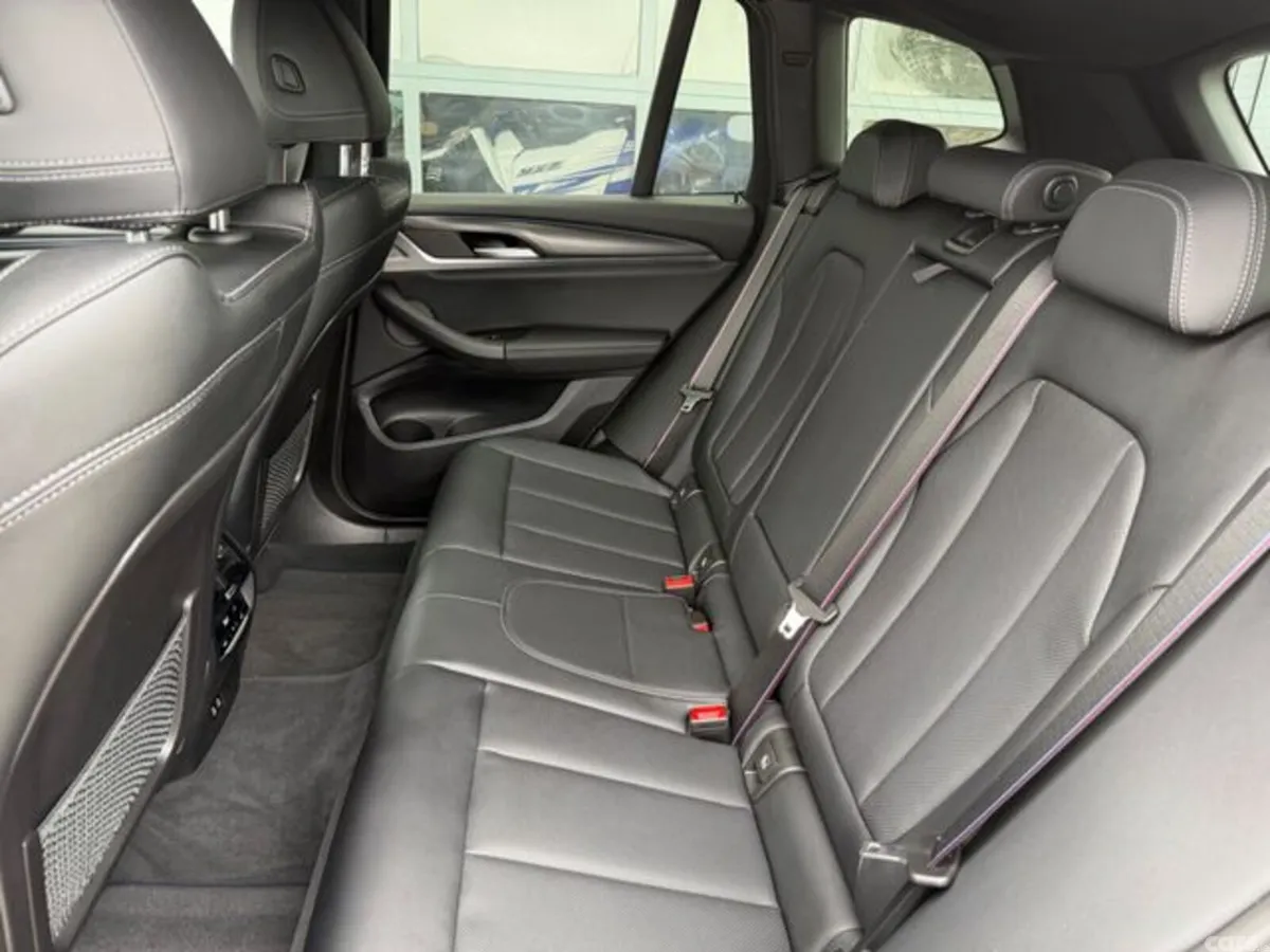 BMW X3 SUV, Petrol Plug-in Hybrid, 2024, Black