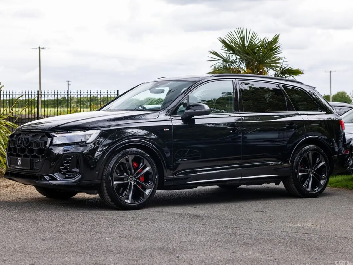 Audi Q7 SUV, Petrol Plug-in Hybrid, 2026, Black