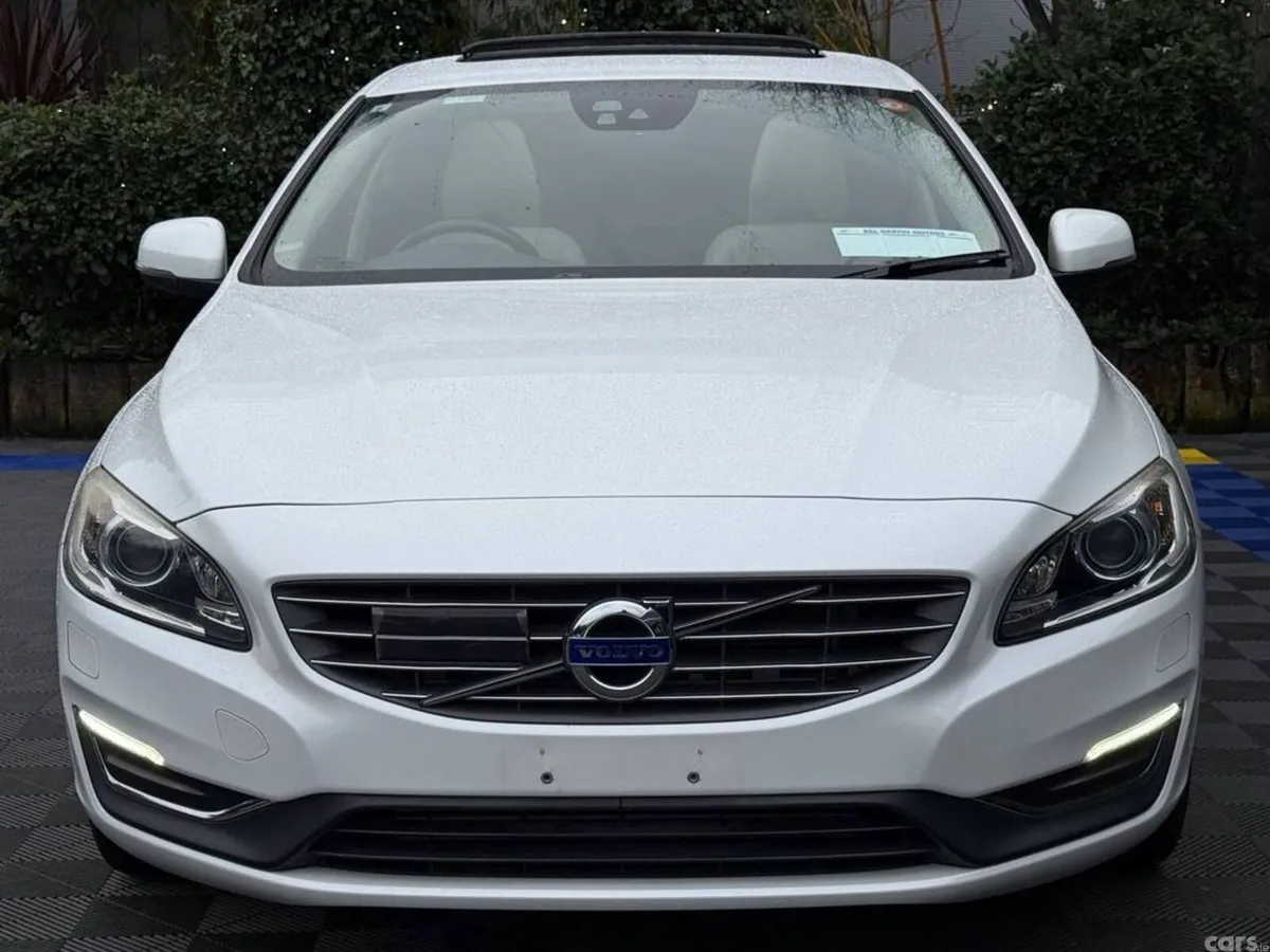 Volvo V60 Estate, Diesel, 2017, White