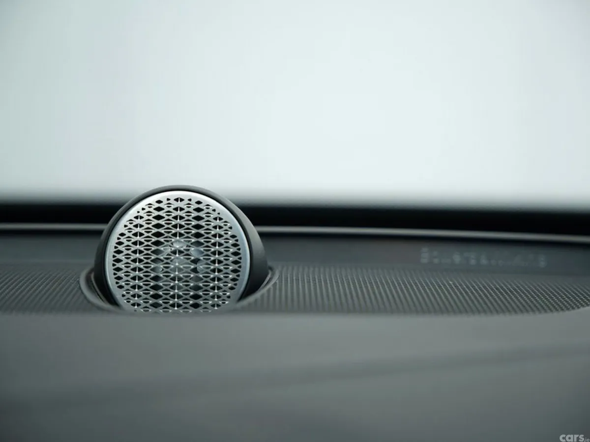 Volvo XC90 SUV, Petrol Plug-in Hybrid, 2025, Silver