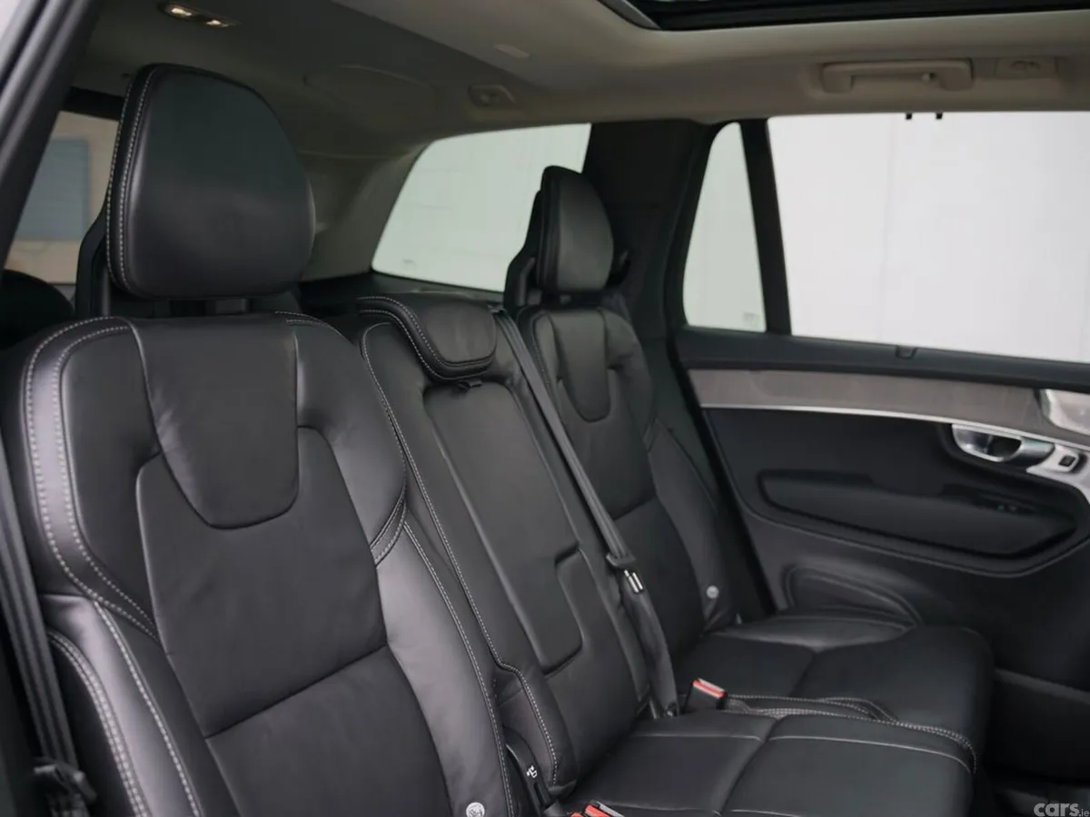Volvo XC90 SUV, Petrol Plug-in Hybrid, 2025, Silver