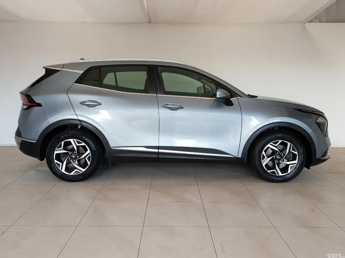 Kia Sportage MPV, Diesel, 2023, Grey