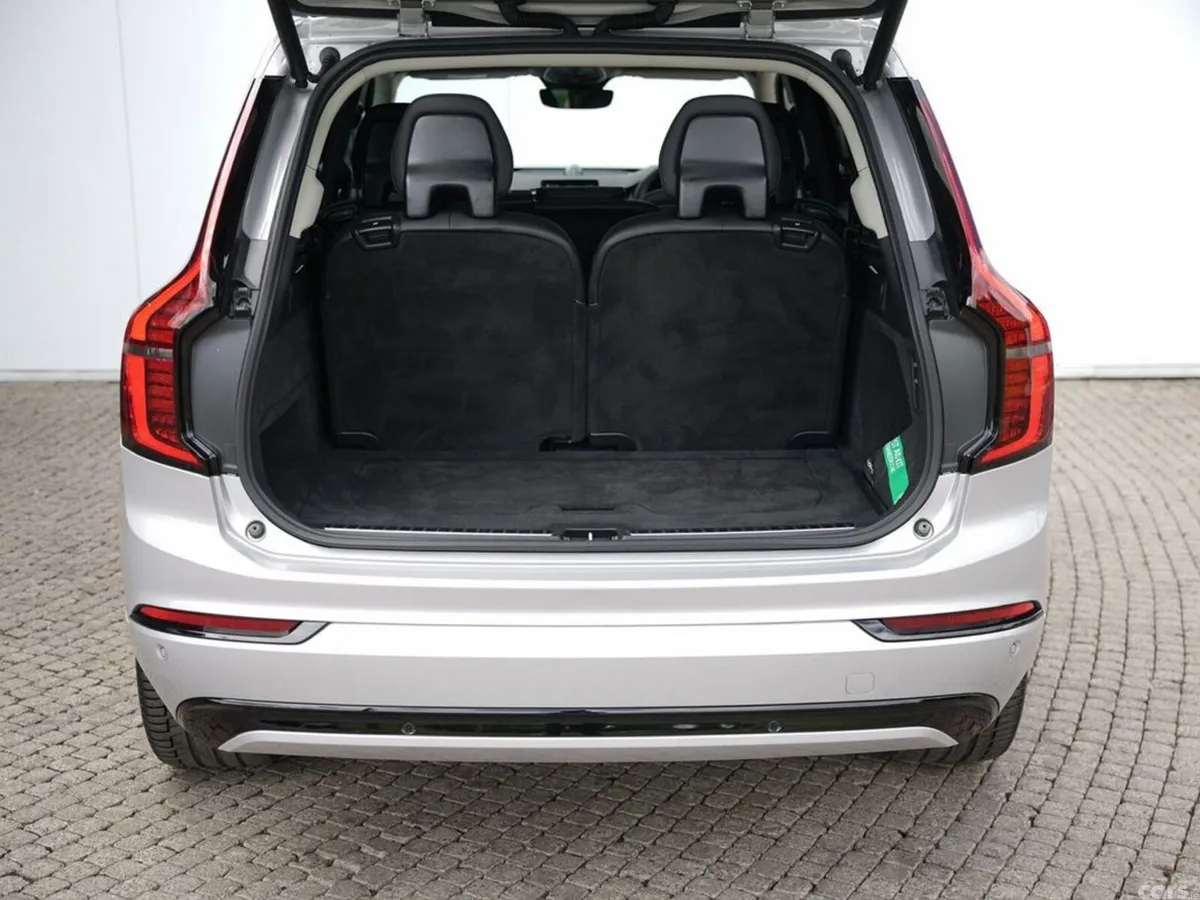 Volvo XC90 SUV, Petrol Plug-in Hybrid, 2025, Silver