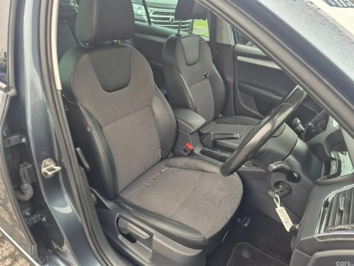 Skoda Octavia Estate, Diesel, 2020, Grey