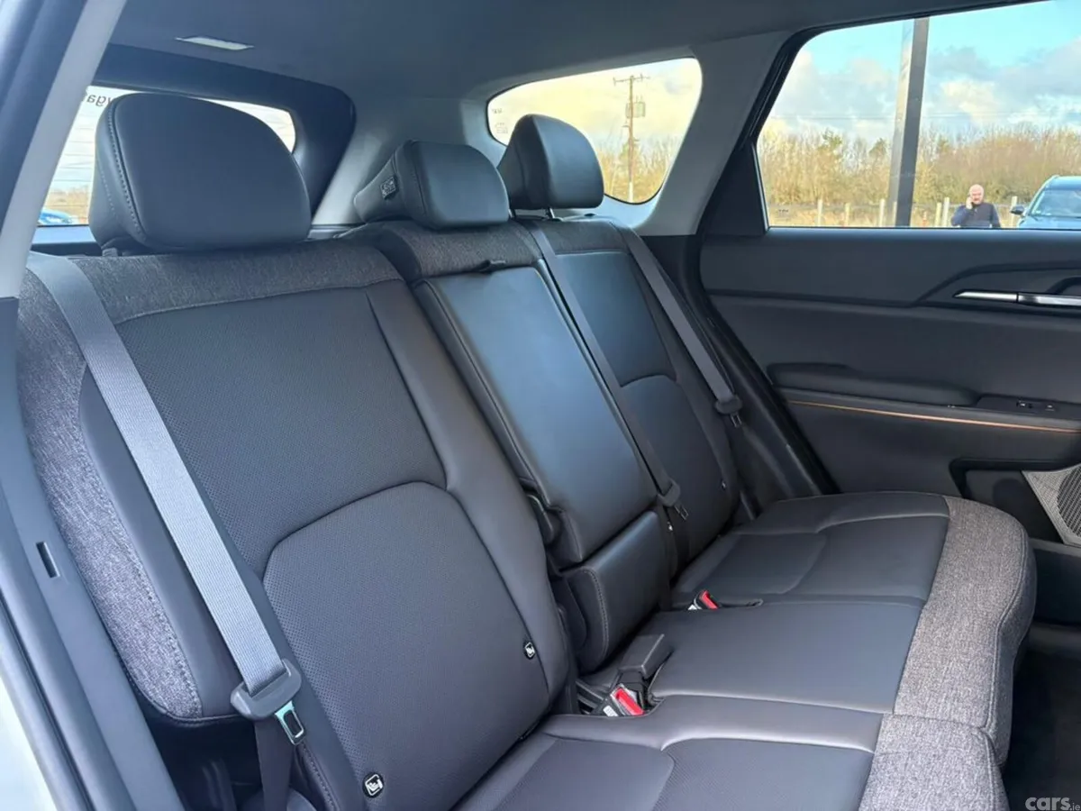 Kia EV5 SUV, Electric, 2027, White
