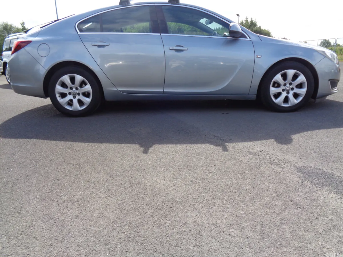 Vauxhall Insignia Hatchback, Diesel, 2014, Silver