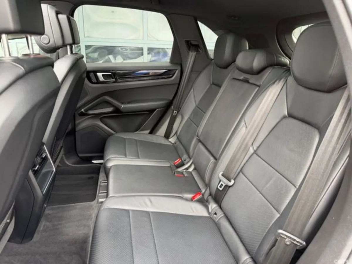Porsche Cayenne SUV, Petrol Plug-in Hybrid, 2023, Grey