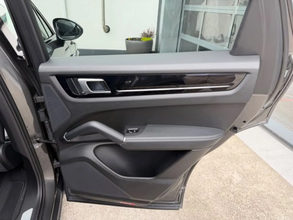 Porsche Cayenne SUV, Petrol Plug-in Hybrid, 2023, Grey