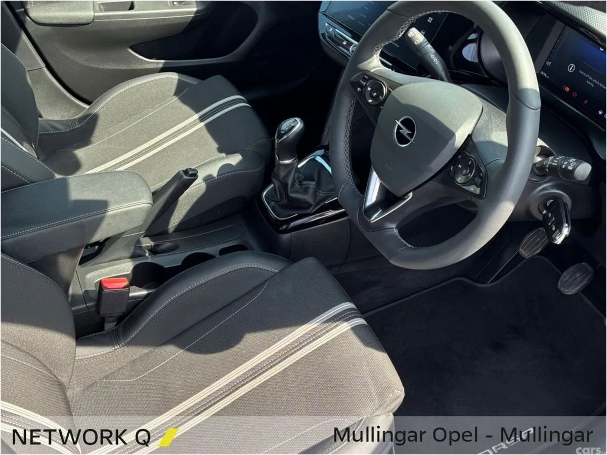 Opel Corsa Hatchback, Petrol, 2024, Grey