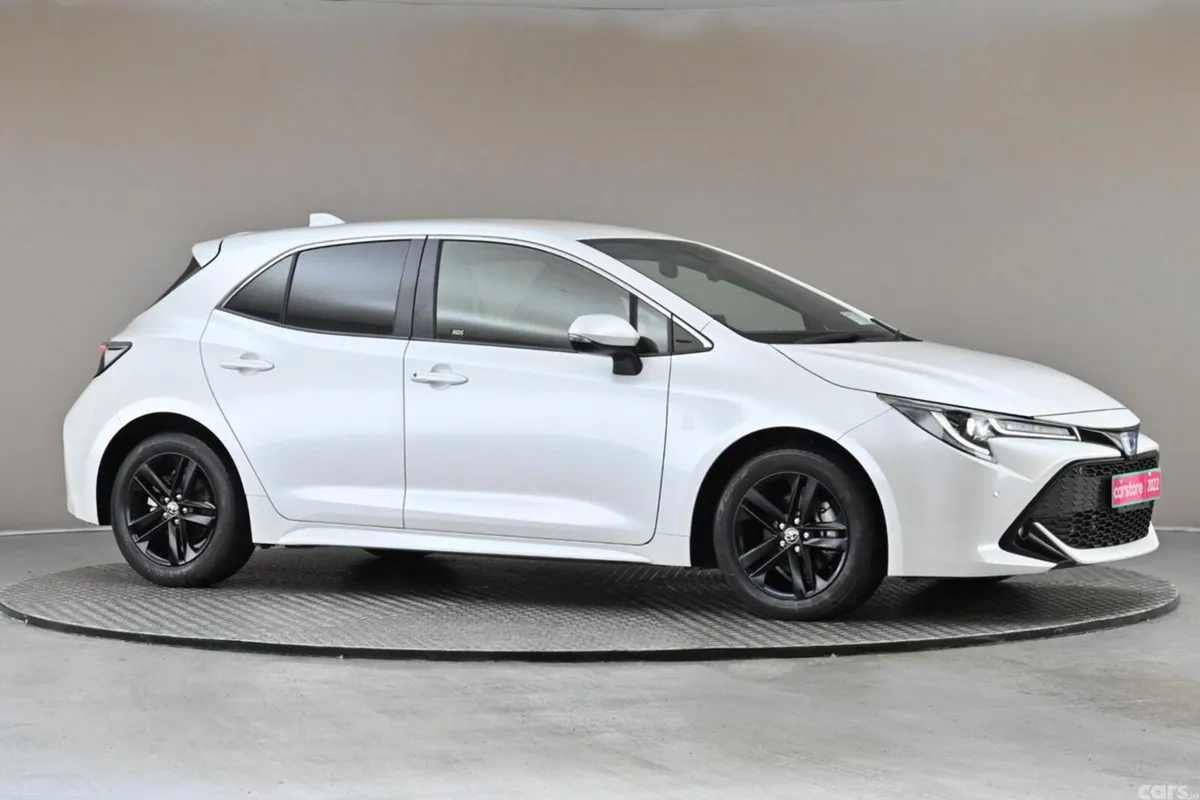 Toyota Corolla Hatchback, Petrol Hybrid, 2022, White