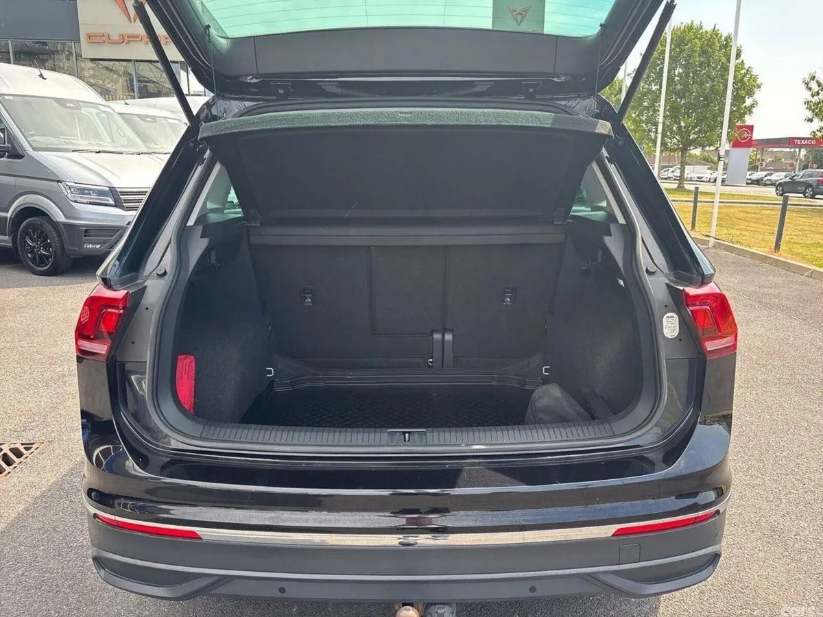 Volkswagen Tiguan SUV, Diesel, 2024, Black