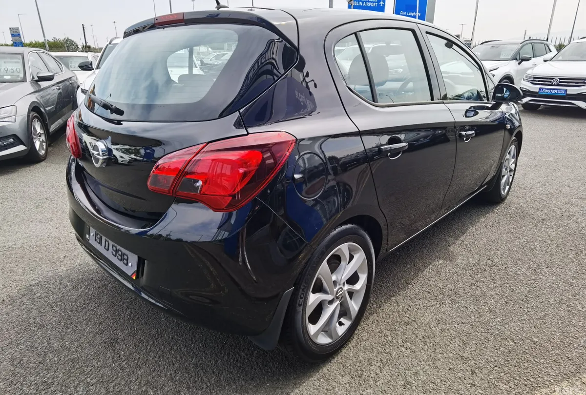 Opel Corsa Hatchback, Petrol, 2019, Black