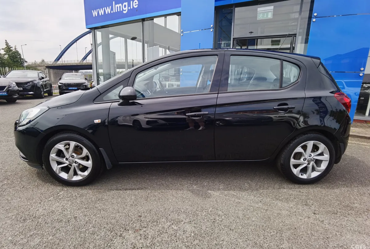 Opel Corsa Hatchback, Petrol, 2019, Black
