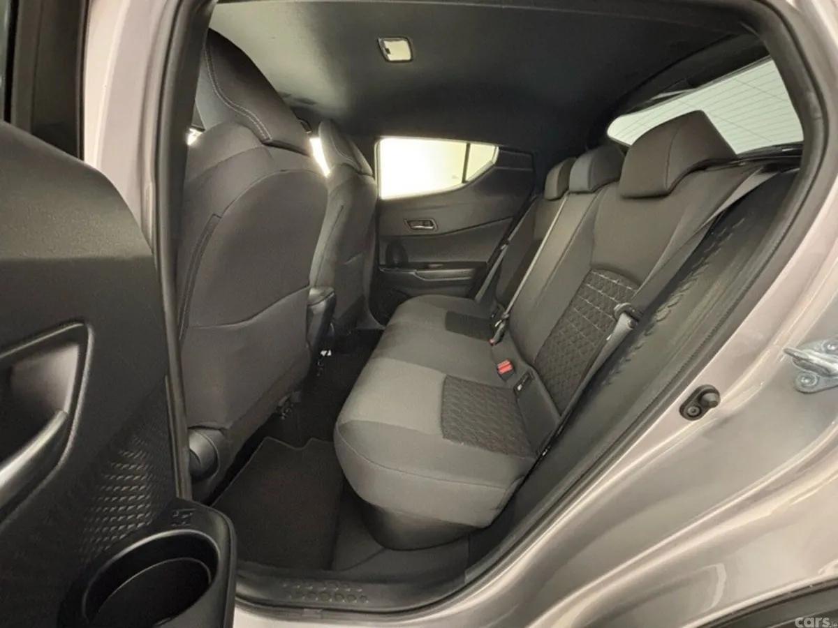 Toyota C-HR SUV, Petrol Hybrid, 2022, Grey