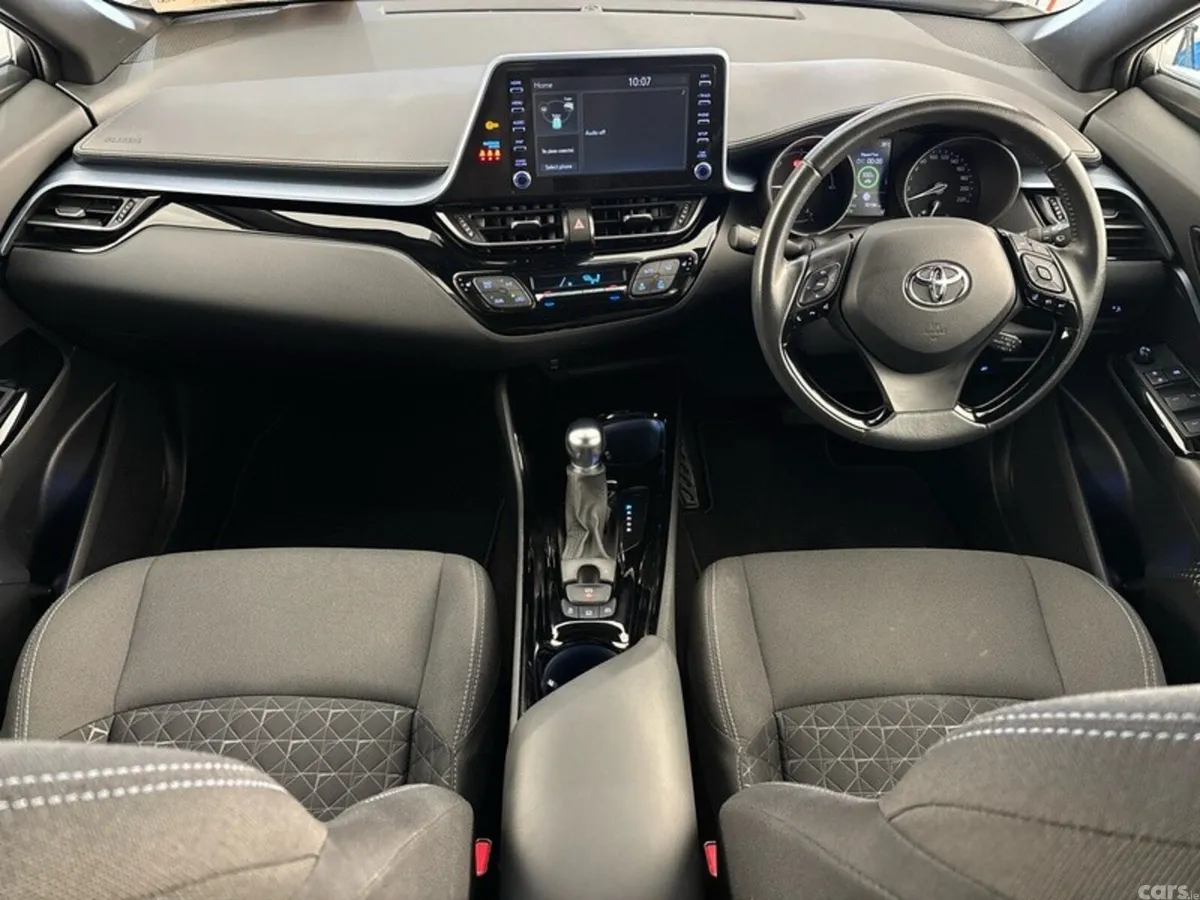 Toyota C-HR SUV, Petrol Hybrid, 2022, Grey