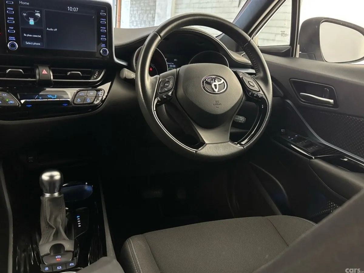 Toyota C-HR SUV, Petrol Hybrid, 2022, Grey