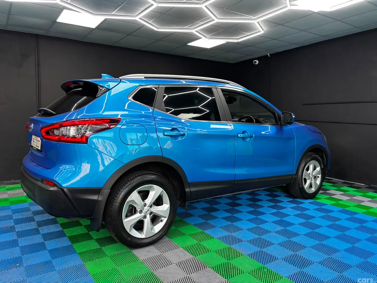 Nissan Qashqai MPV, Diesel, 2019, Blue