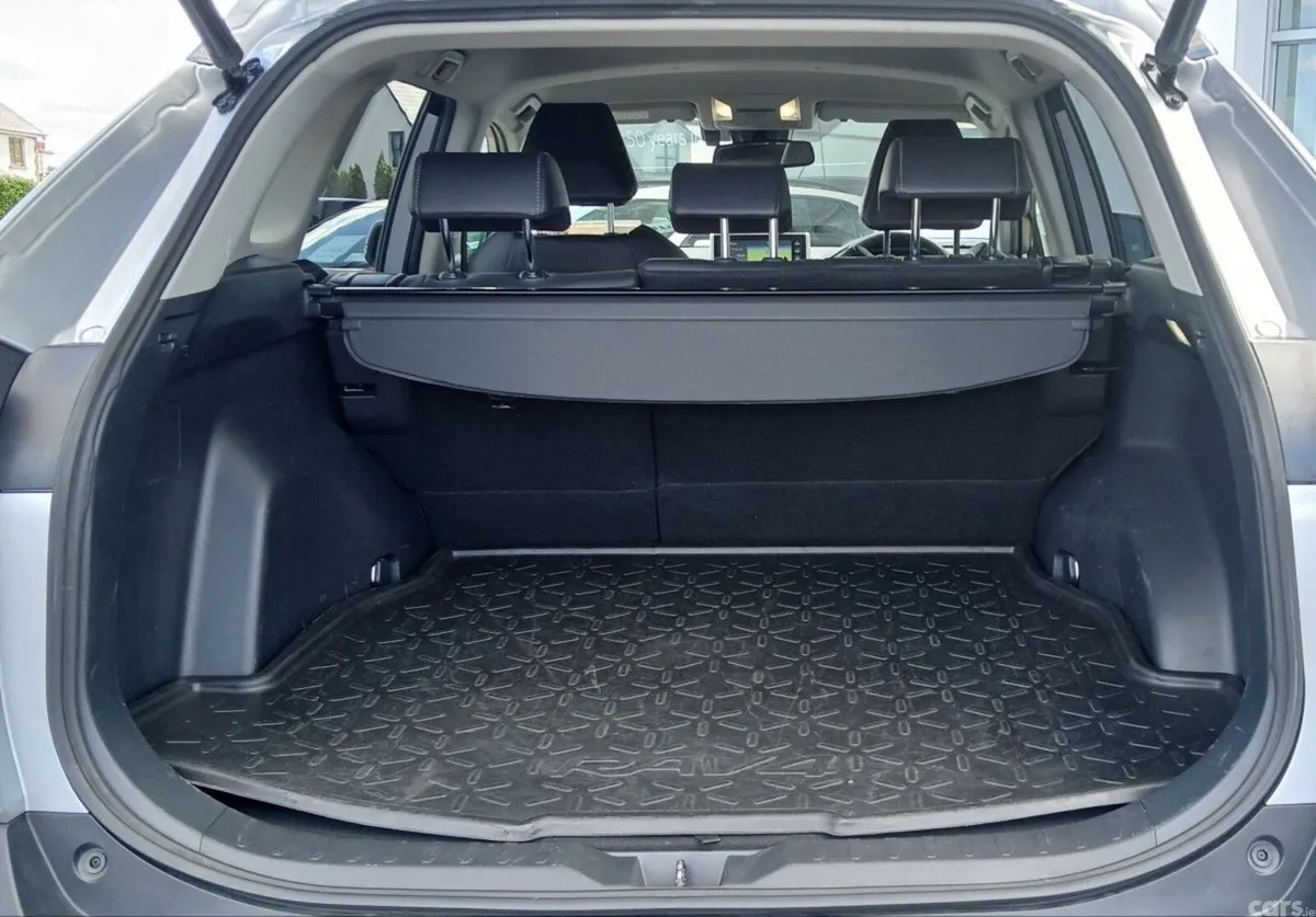Toyota RAV4 SUV, Petrol Hybrid, 2022, Grey