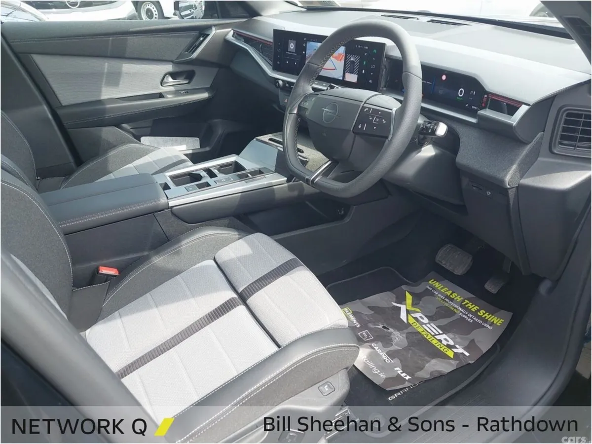 Opel Grandland SUV, Electric, 2025, Black