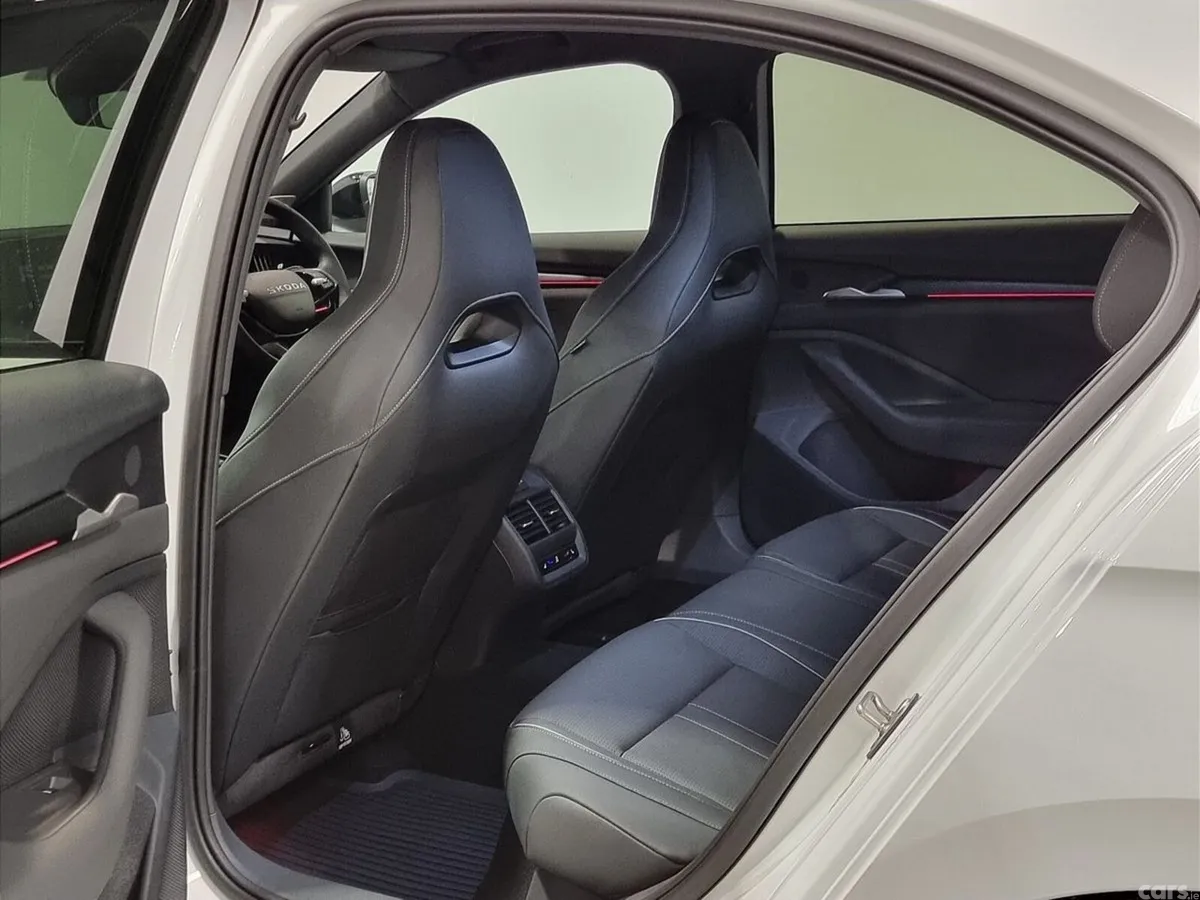 Skoda Superb Saloon, Diesel, 2026, White