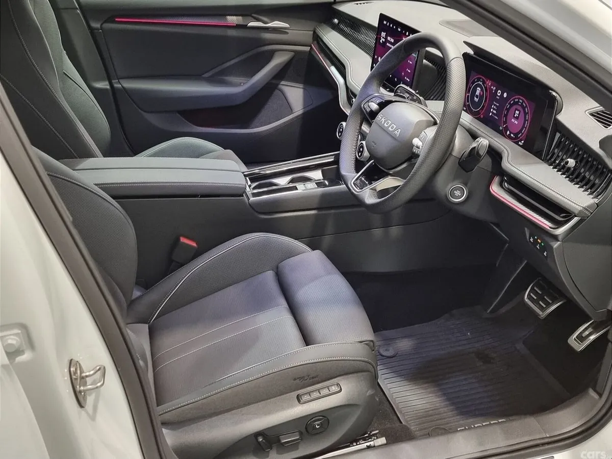 Skoda Superb Saloon, Diesel, 2026, White
