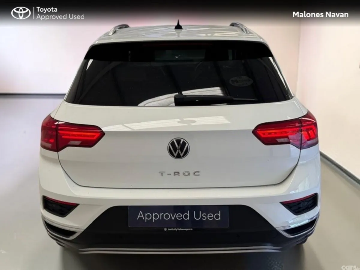 Volkswagen T-Roc Estate, Petrol, 2022, White