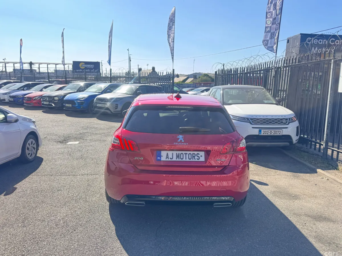 Peugeot 308 Hatchback, Petrol, 2016, Red