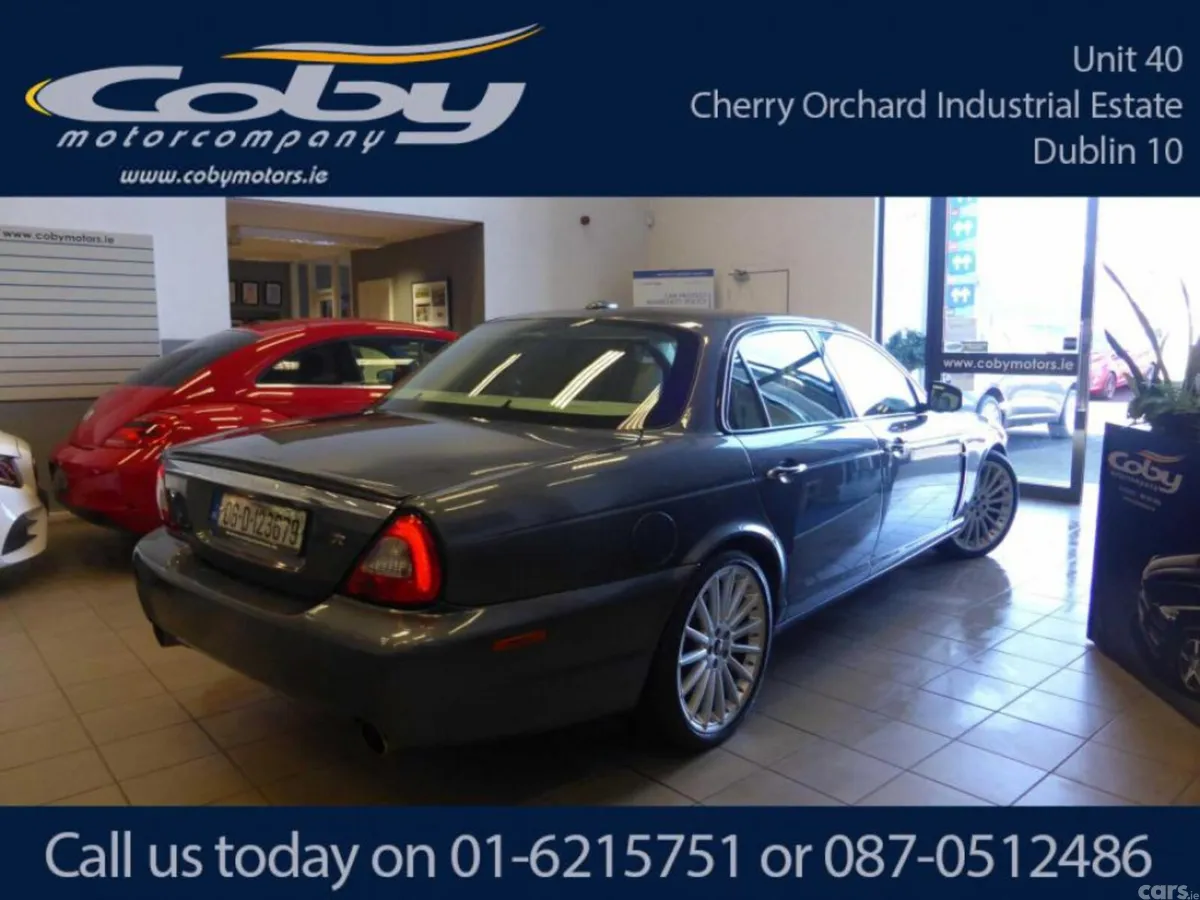 Jaguar XJ Saloon, Petrol, 2006, Grey