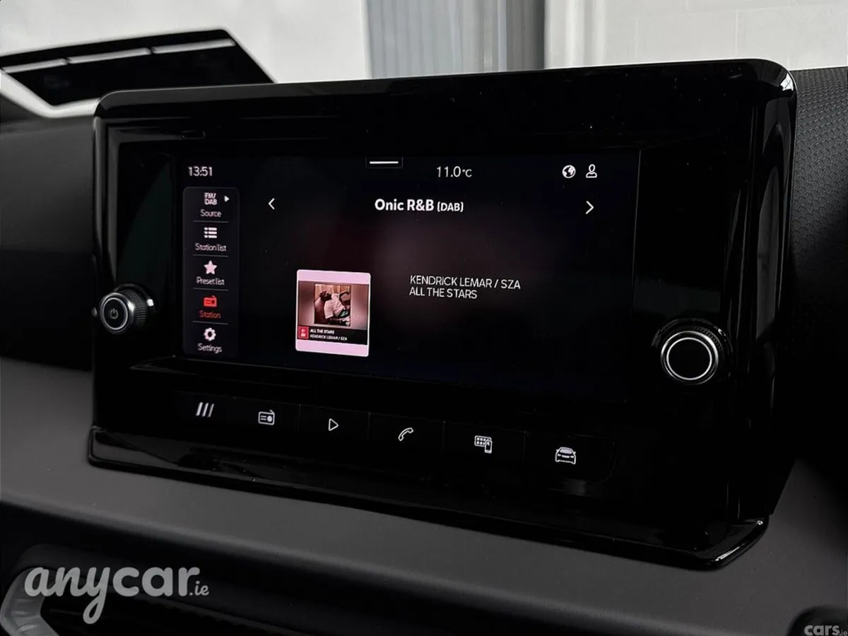 SEAT Ibiza Hatchback, Petrol, 2025, Red