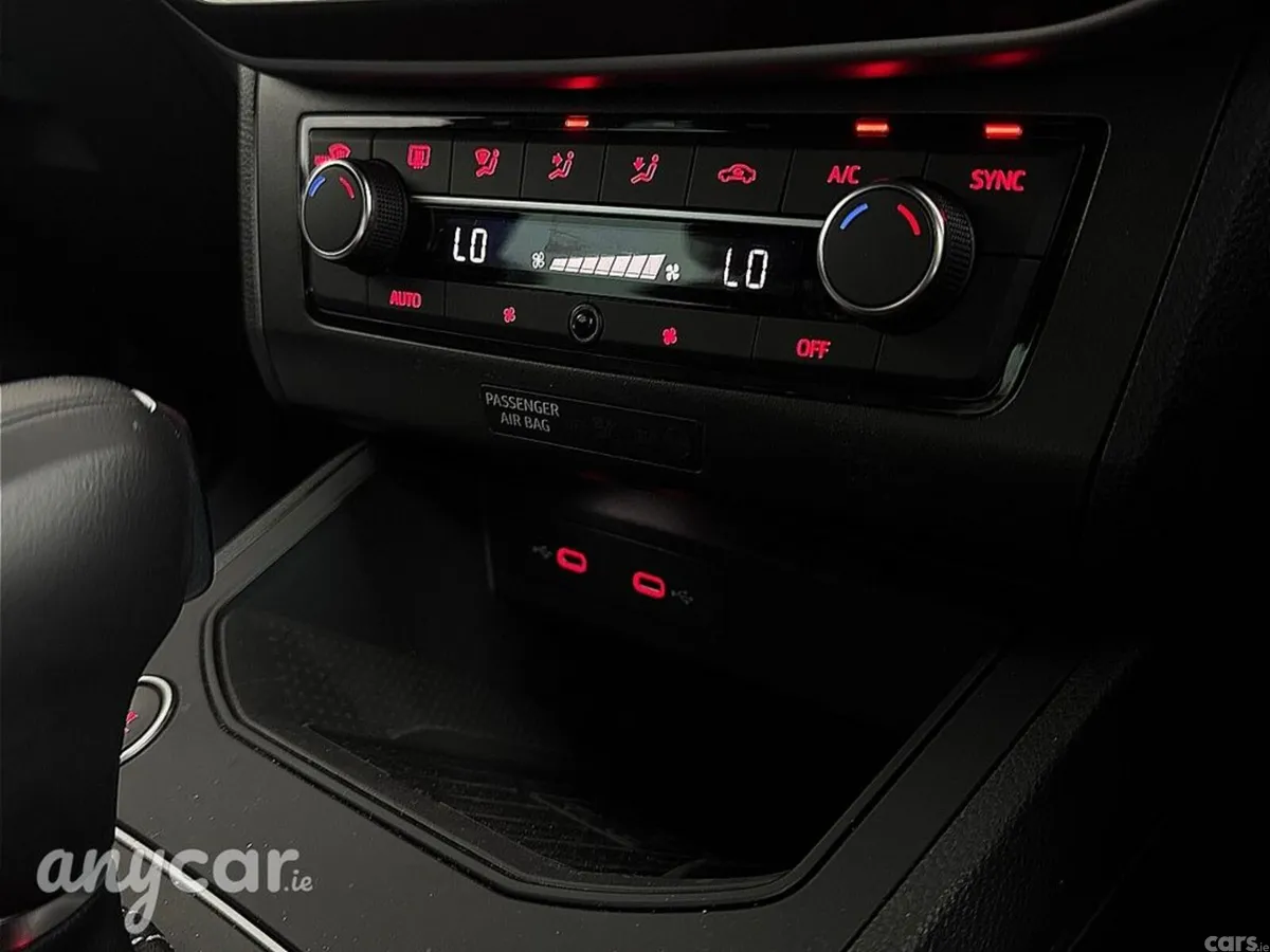 SEAT Ibiza Hatchback, Petrol, 2025, Red