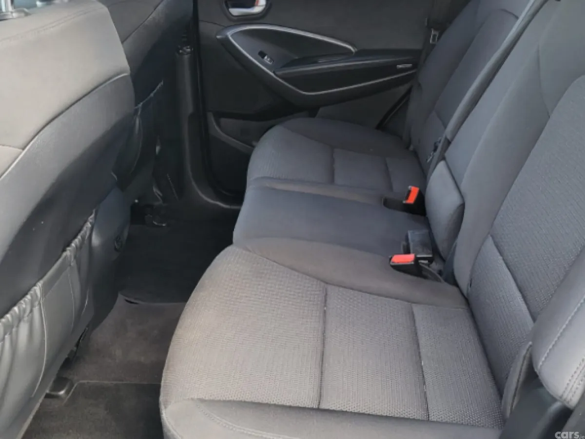 Hyundai Santa Fe SUV, Diesel, 2016, White
