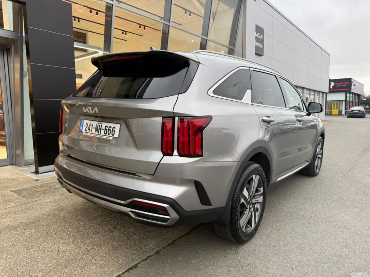 Kia Sorento MPV, Diesel, 2024, Grey