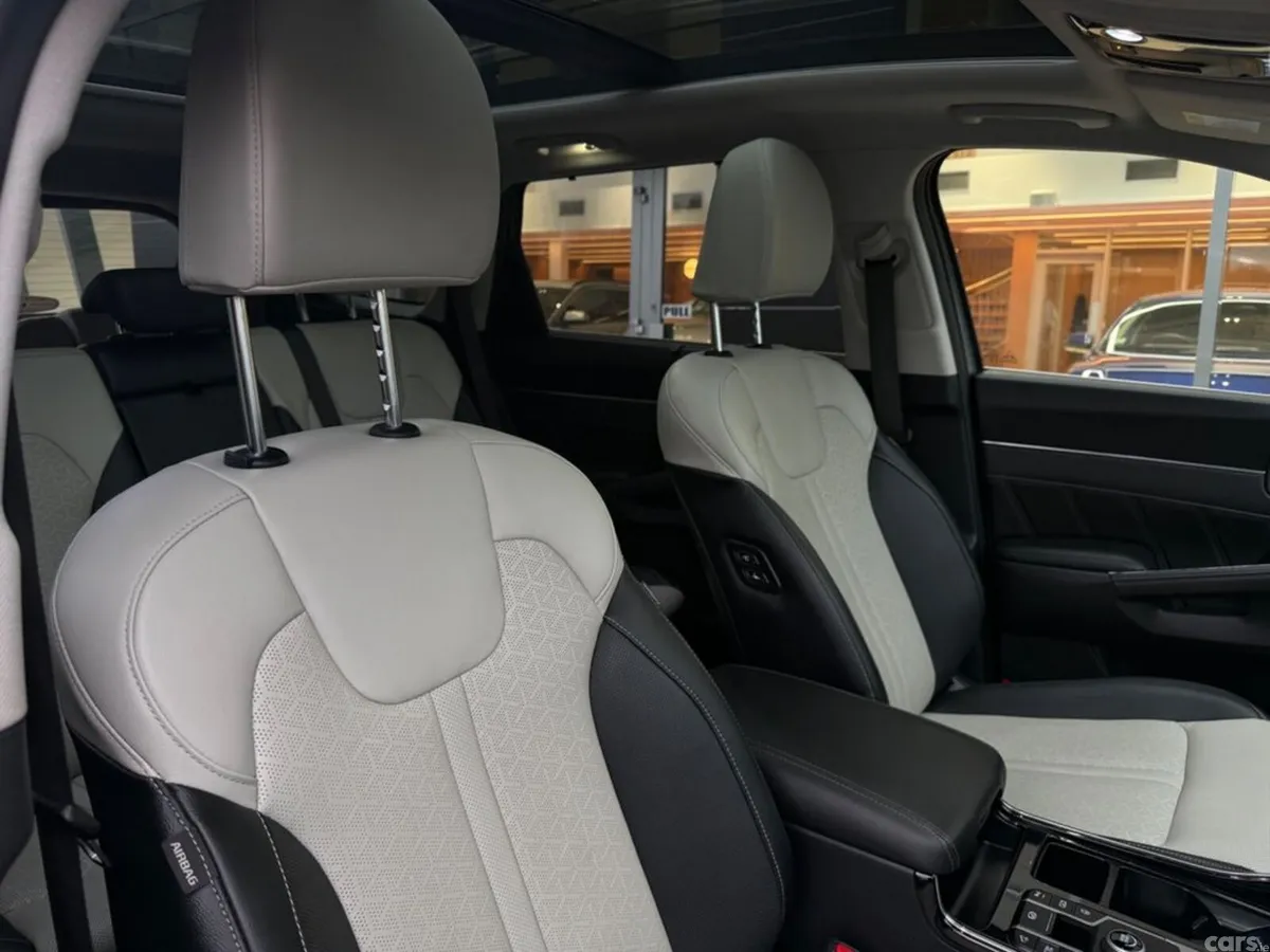Kia Sorento MPV, Diesel, 2024, Grey
