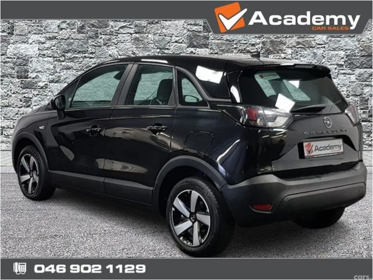 Opel Crossland MPV, Diesel, 2022, Black
