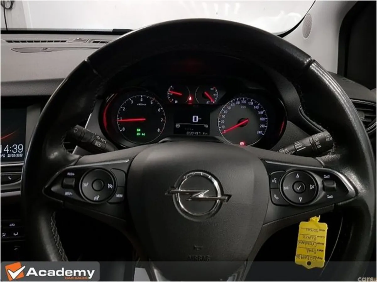 Opel Crossland MPV, Diesel, 2022, Black
