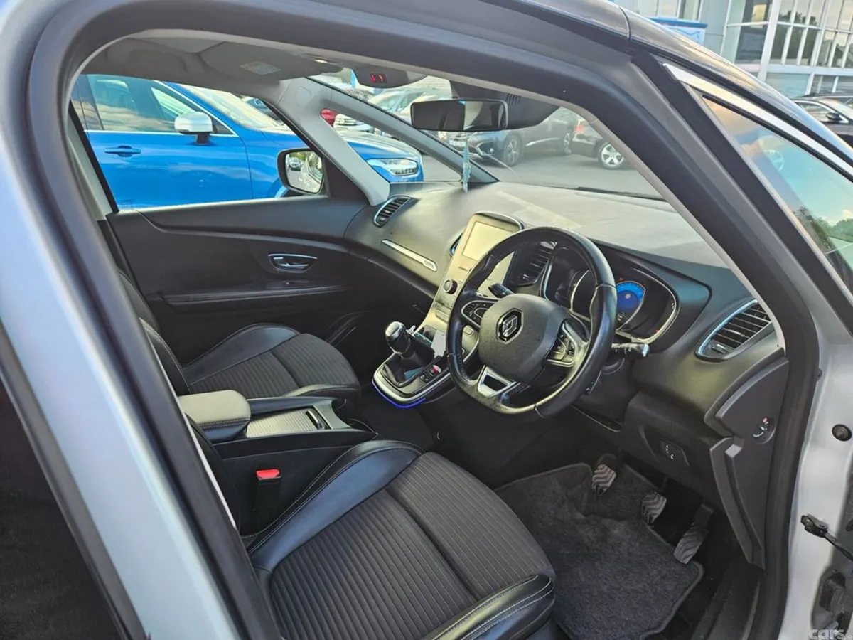 Renault Scenic Hatchback, Diesel, 2017, Grey