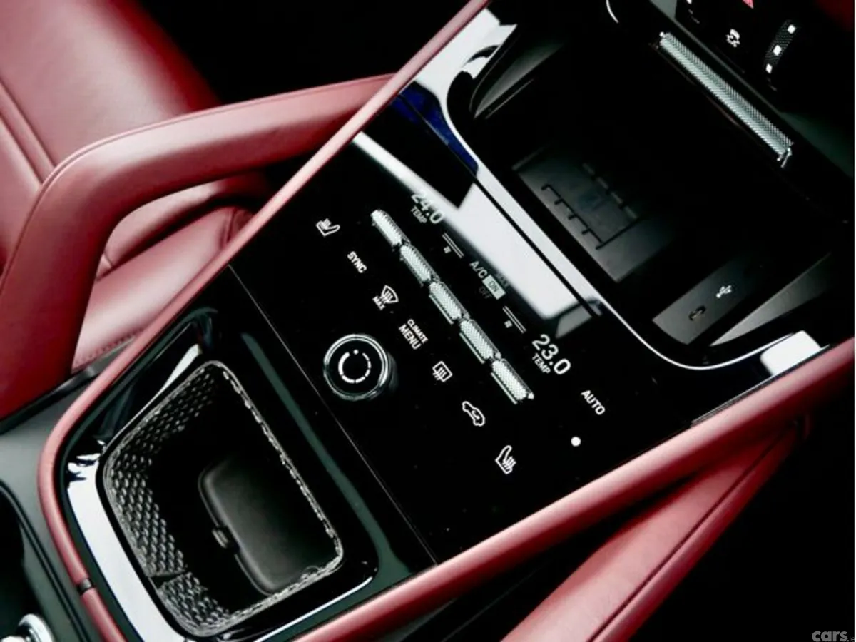 Porsche Cayenne SUV, Petrol Plug-in Hybrid, 2024, Grey