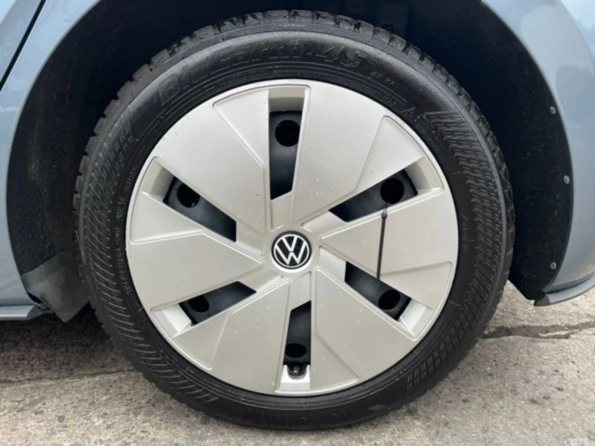 Volkswagen ID.3 Hatchback, Electric, 2021, Blue