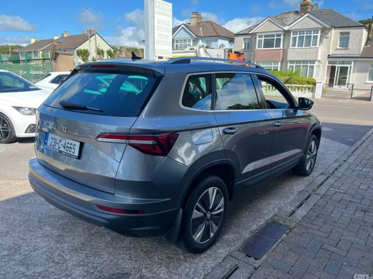 Skoda Karoq SUV, Diesel, 2023, Grey