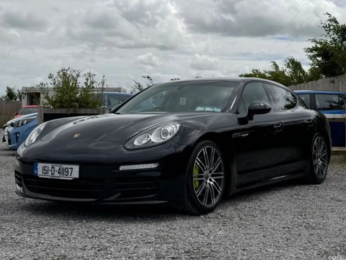 Porsche Panamera Hatchback, Petrol Plug-in Hybrid, 2015, Black