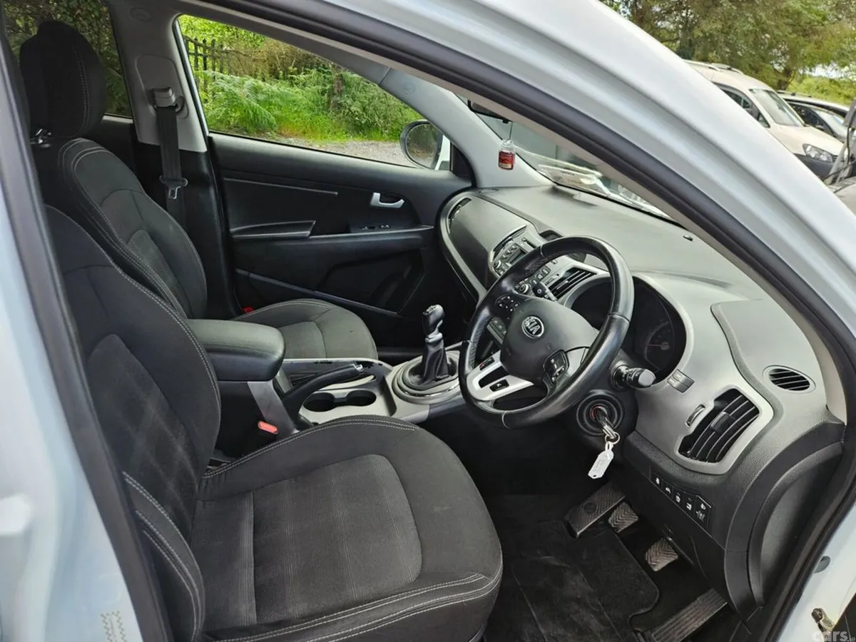 Kia Sportage SUV, Diesel, 2016, White