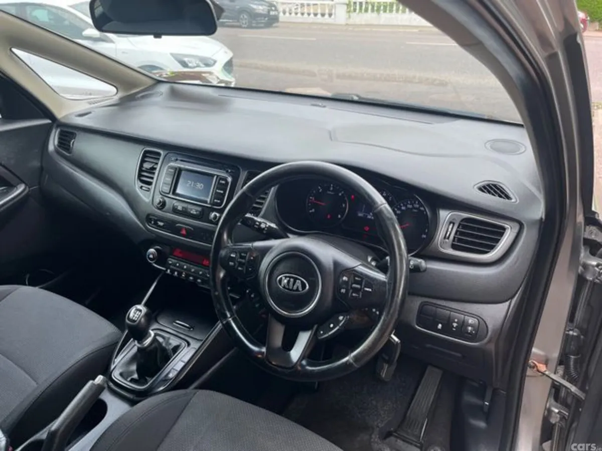 Kia Carens Estate, Diesel, 2013, Silver