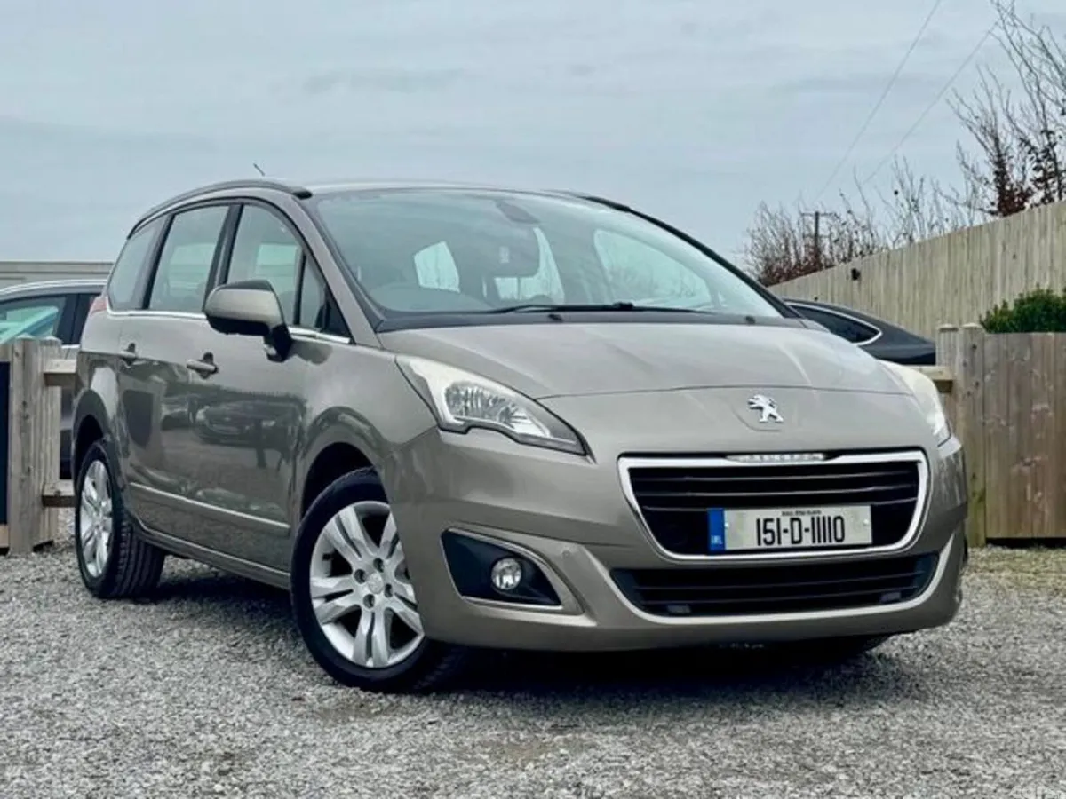 Peugeot 5008 MPV, Diesel, 2015, Grey