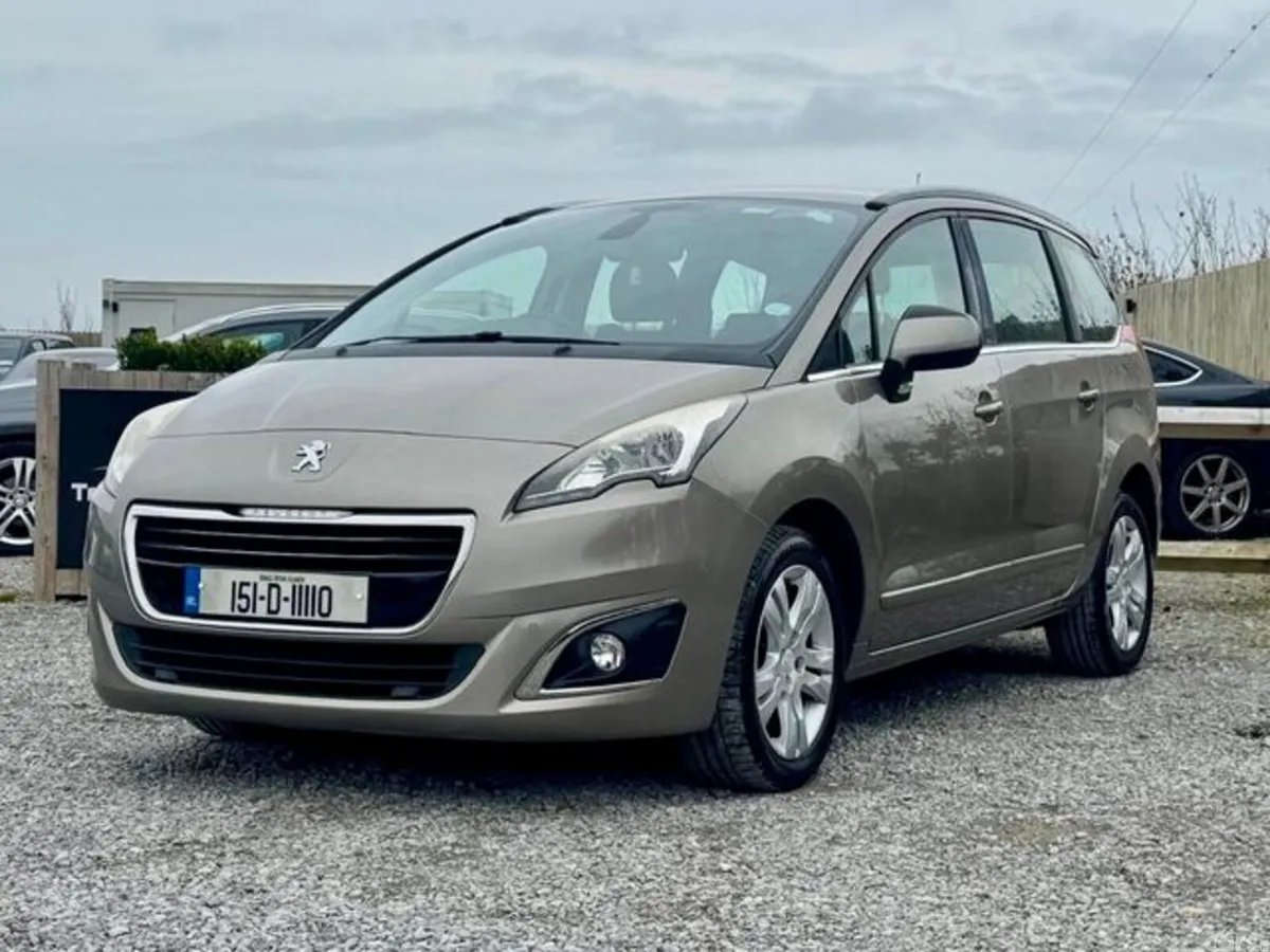 Peugeot 5008 MPV, Diesel, 2015, Grey
